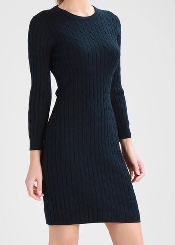 GANT - Cable C-Neck Dress – mörkblå kabelstickad klänning, stl XL