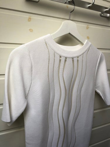 Snygg topp av Carven i storlek XS, något stretchig