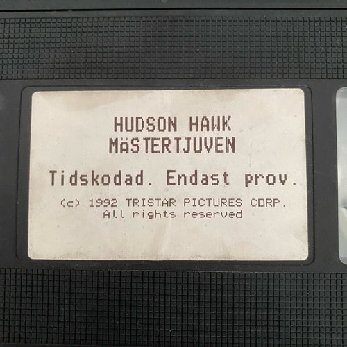 VHS: Hudson Hawk, Getaway, Möss och människor, Out of Darkness