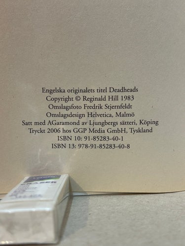 En dans på rosor av Reginald Hill, bok, Very good plus