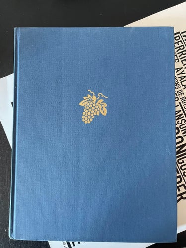 Druvor och Viner av Jancis Robinson, 1På svenska. Inbunden.