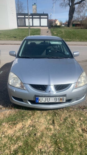 Mitsubishi Lancer Sedan