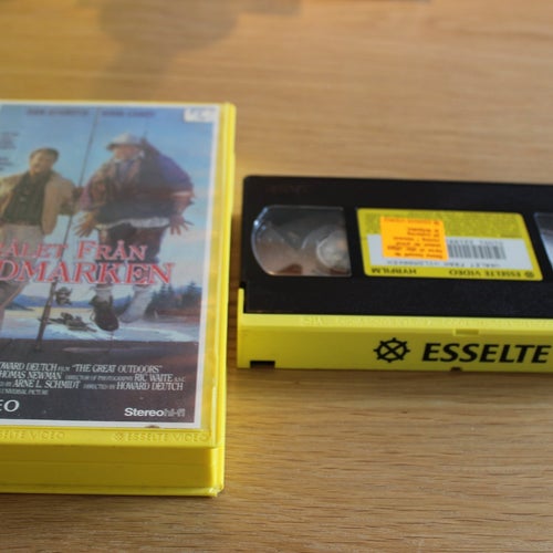 VHS-film: Vrålet från vildmarken - Esselte Video