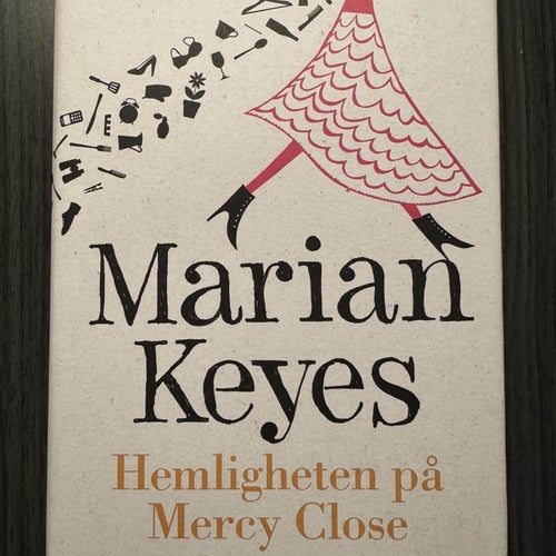 Hemligheten på Mercy Close av Marian Keyes, okänt publiceringsår