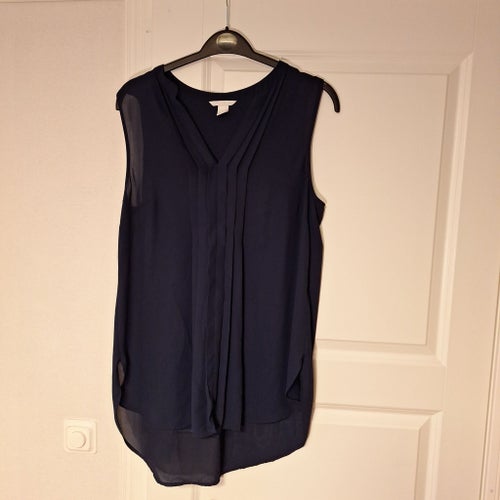 H&M mörkblå topp, storlek EUR 44