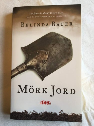 Belinda Bauer - Mörk Jord (2010) Pocket (nyskick)