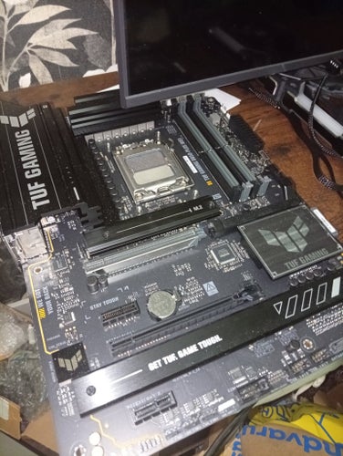 Asus Tuf gaming b850-plus wifi (utan antenn)