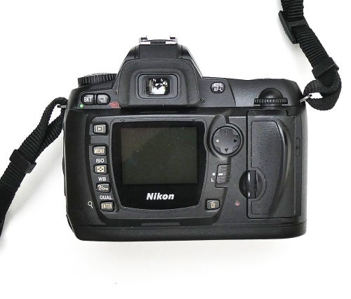 Nikon D70s – DEFEKT - Klassisk systemkamera som inte fungerar - VIDEO