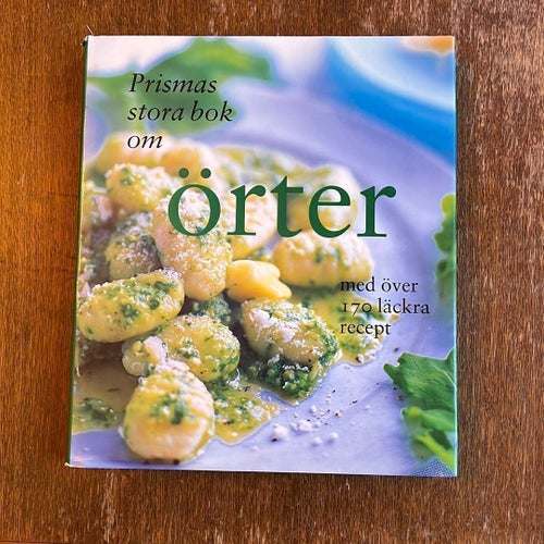 Prismas stora bok om örter