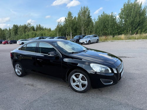 20 450 mil | 2012 | Volvo | S60 | Sedan| Manuel | Bensin, Etanol
