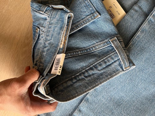 Levi's 70s High Rise Slim Straight jeans, storlek W28 L31
