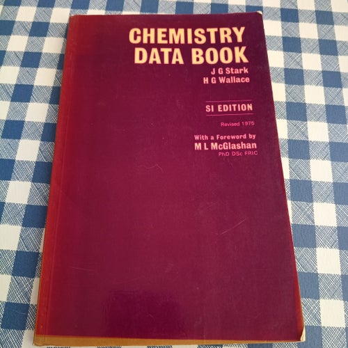 Chemistry Data Book av J G Stark, H G Wallace, 1975