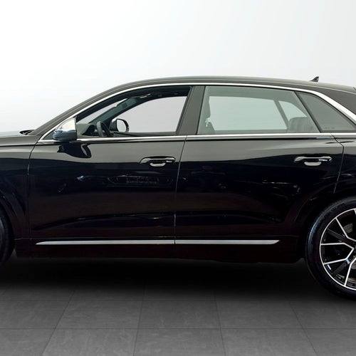 Audi SQ8 TFSI quattro SUV 507 HK TIPTRONIC