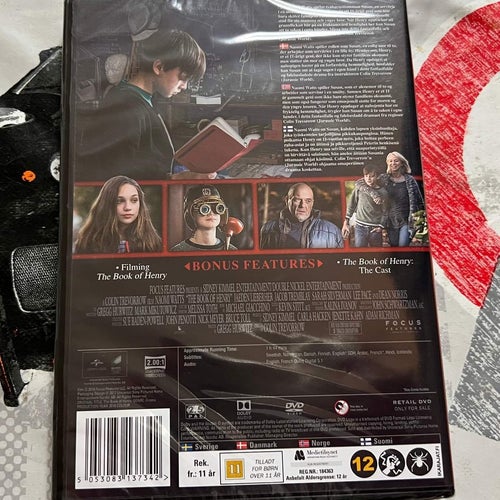 THE BOOK OF HENRY (2017) INPLASTAD SVENSK UTGÅVA! SLUT I HANDELN