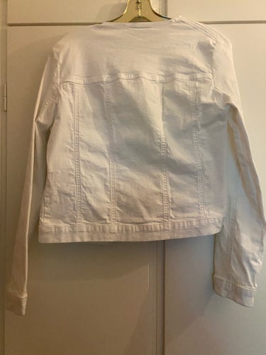 Monari vit jeans jacka, storlek 36
