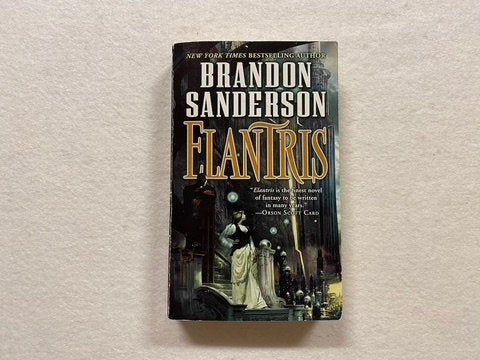 Brandon Sanderson - Elantris - Fantasy