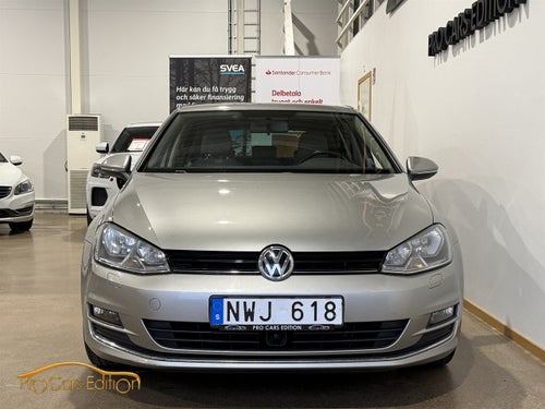 Volkswagen Golf 5-dörrar 1.4 TSI | Highline | P-värm | B-kam | Navi |