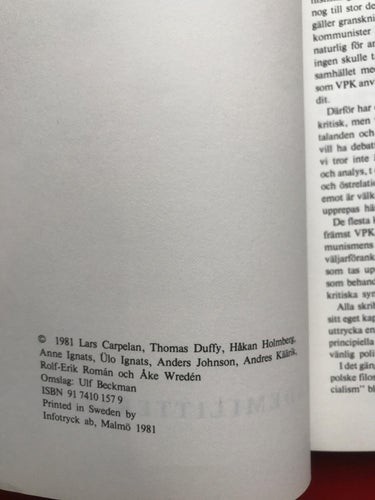HUSBONDENS RÖST Kritisk granskning av svenska kommunismen Johnson/Käärik 1981