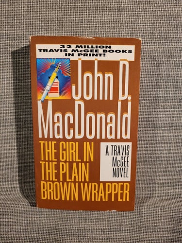 The Girl in the Plain Brown Wrapper av John D. MacDonald