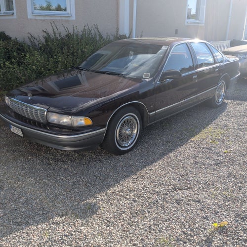 Caprice med LT1 5.7l 350 V8 och taklucka!