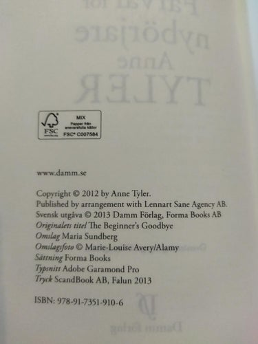 Farväl för nybörjare av Anne Tyler. Very Fine plus