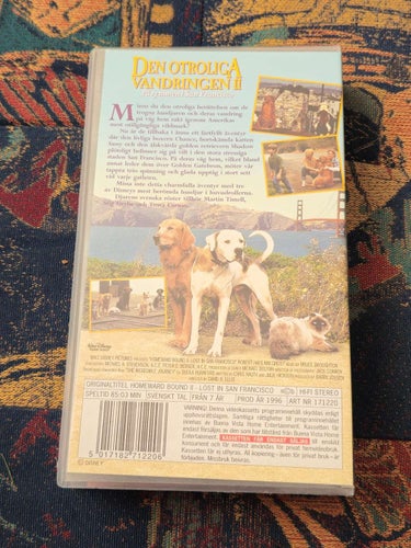 Den Otroliga Vandringen II - På Rymmen I San Francisco Svenskt Tal VHS (DISNEY )