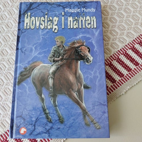 Hovslag i natten av Maggie Mundy