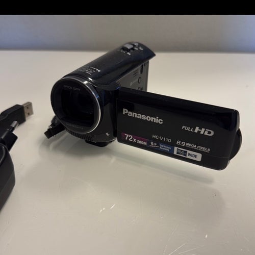 Panasonic HC-V110 Videokamera Full HD 72x Zoom