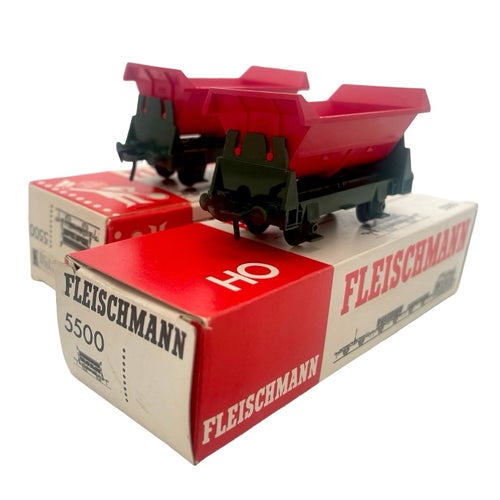 2 st, Fleischmann H0 5500 Vagnar