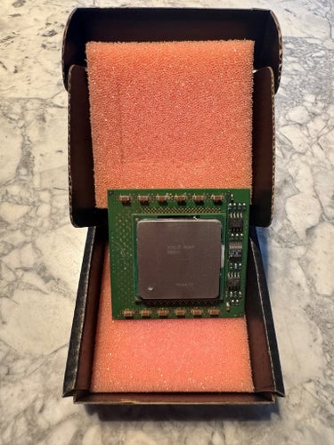 Legacy Server PC - 2 x Intel Xeon 2.40 GHz SL6S7 Processorer