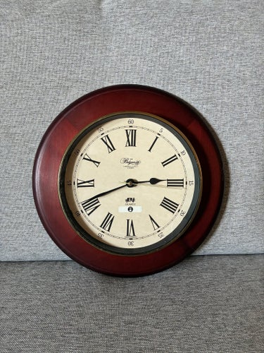 Väggklocka i trä, The Belgravia Carriage Clocks London