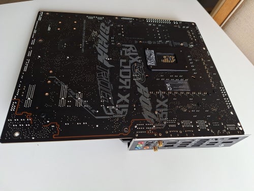 ASUS ROG Strix Z790-F Gaming WiFi Moderkort