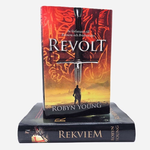 Revolt / Rekviem - Robyn Young