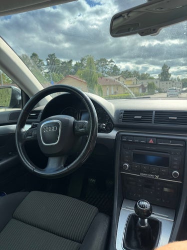 Audi A4 Avant 2.0 TDI 8v quattro
