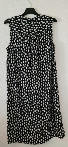 Gina Tricot klänning, storlek 36