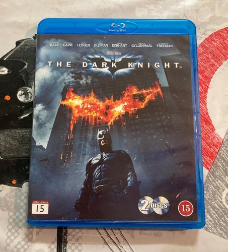 BATMAN THE DARK KNIGHT (2008) SVENSK SPECIALUTGÅVA I NYSKICK 2 BD