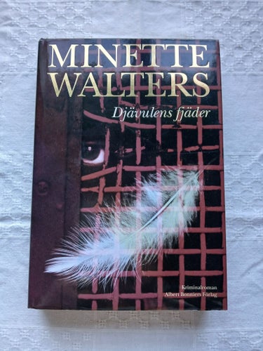Djävulens fjäder - Minette Walters