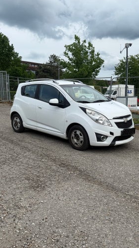 Chevrolet spark LT