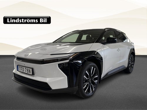 Toyota bZ4X NYA 73.1 kWh AWD Executive Panorama - Dragkrok