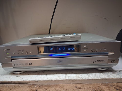 LG DVD-spelare DVD4593 med 5-skivors växlare