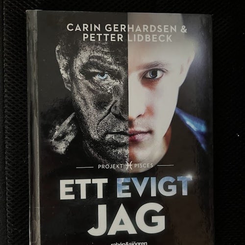 Ett evigt jag av Carin Gerhardsen & Petter Lidbeck
