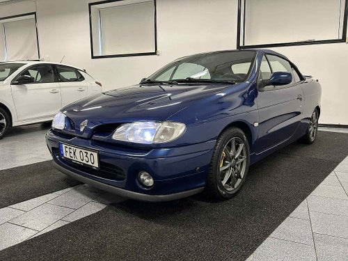 Renault Mégane Cabriolet 1.6 e 90 hk NYBES ua TOPPSKICK 9500 mil