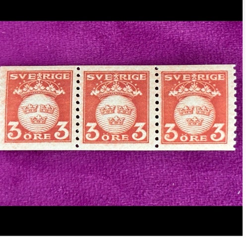 F139 ** Mycket fina prakt märken, Lilla riksvapnet 3 st. Postfriskt.