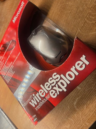 Microsoft Wireless Intellimouse Explorer med originalkartong