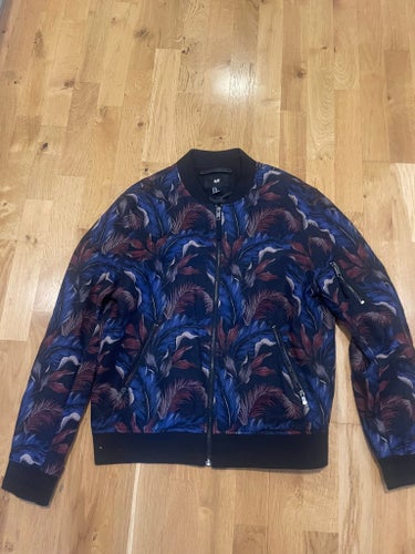 H&M flerfärgad jacka, storlek EUR 52 bra skick