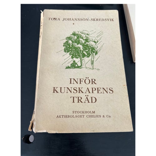 Inför Kunskapens Träd av Tora Johansson-Skredsvik, Okänt publiceringsår