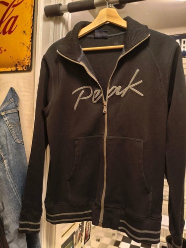 Peak Performance svart tröja, strl M