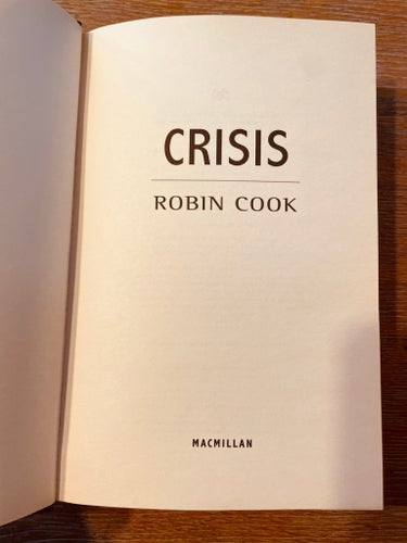Book – Robin Cook – Crisis