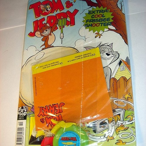 TOM & JERRY I ORIGINAL PLAST med leksak 2003 nr 10