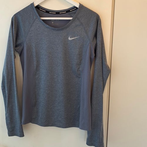 Nike Running grå träningströja, storlek XS
